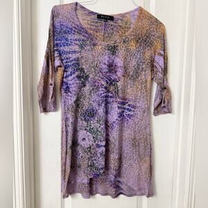 B.L.E.U. Purple Leopard Print Rhinestone Floral High-Low Top 3/4 Sleeve Size L